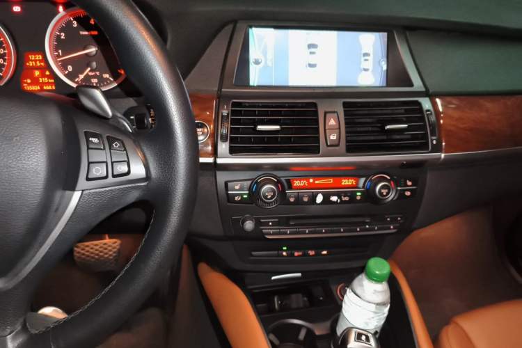 Used BMW X6 2011 xDrive35i Audio And AC Panel