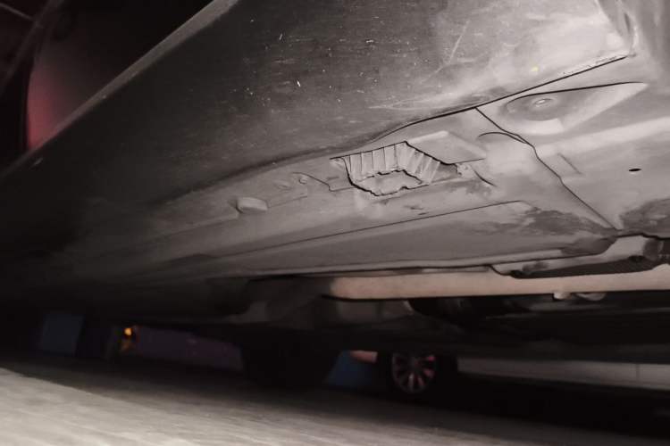 Used BMW X6 2011 xDrive35i Chassis Front Right