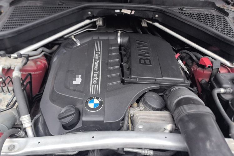Used BMW X6 2011 xDrive35i Engine Bay
