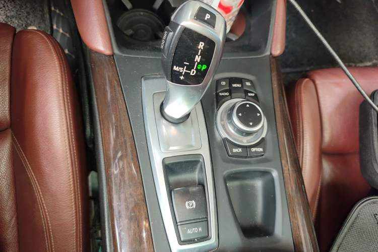 Used BMW X6  Gear Lever