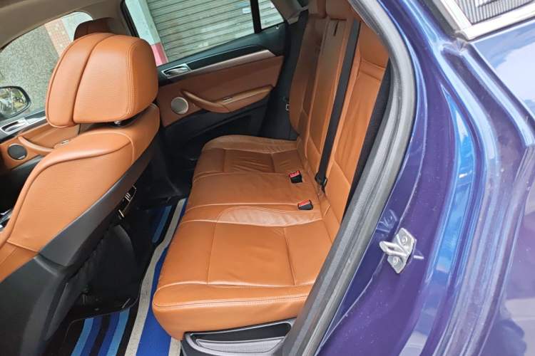Used BMW X6 2011 xDrive35i Left Rear Seat