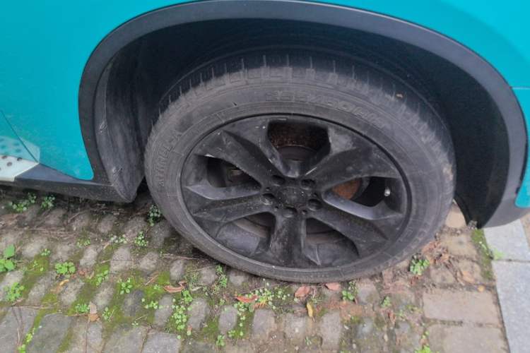 Used BMW X6 2011 xDrive35i Right Front Wheel Hub