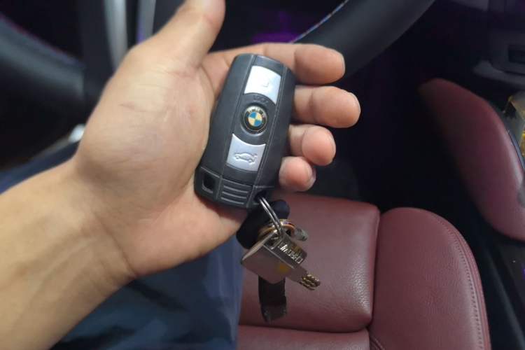 Used BMW X6 2011 xDrive35i Vehicle Key