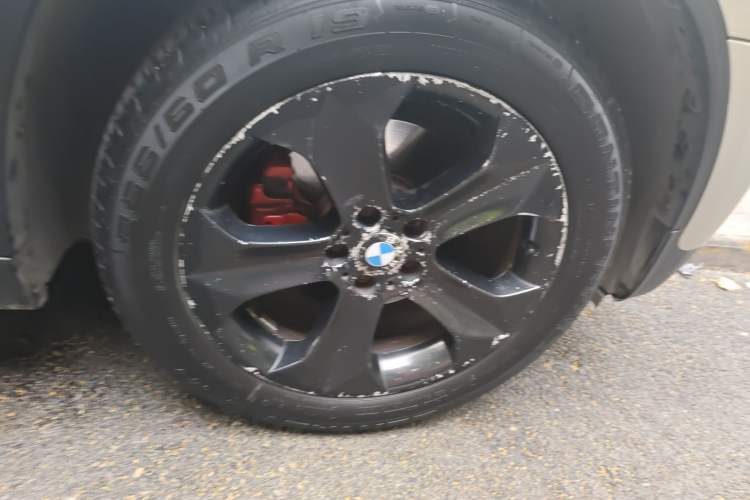 Used BMW X6 2011 xDrive35i Right Front Wheel Hub
