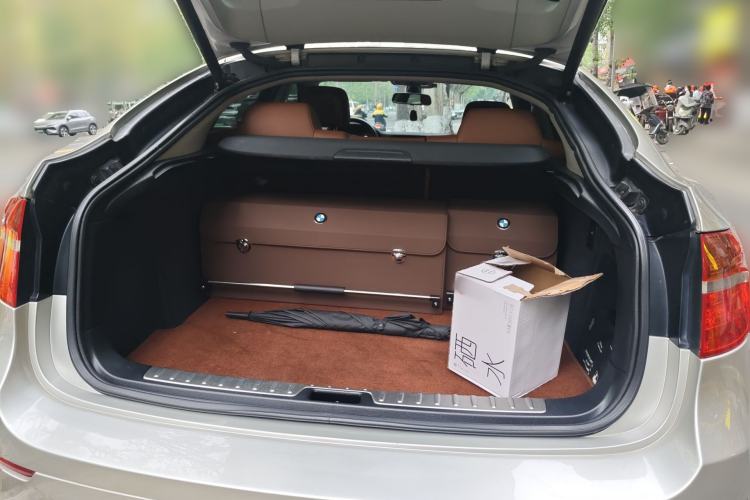 Used BMW X6 2011 xDrive35i Trunk