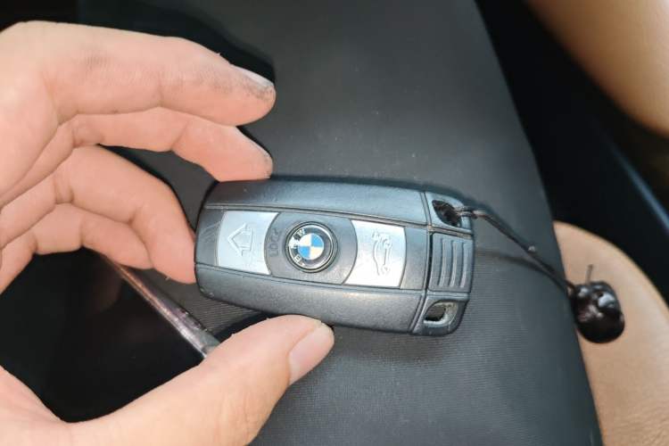 Used BMW X6 2011 xDrive35i Vehicle Key