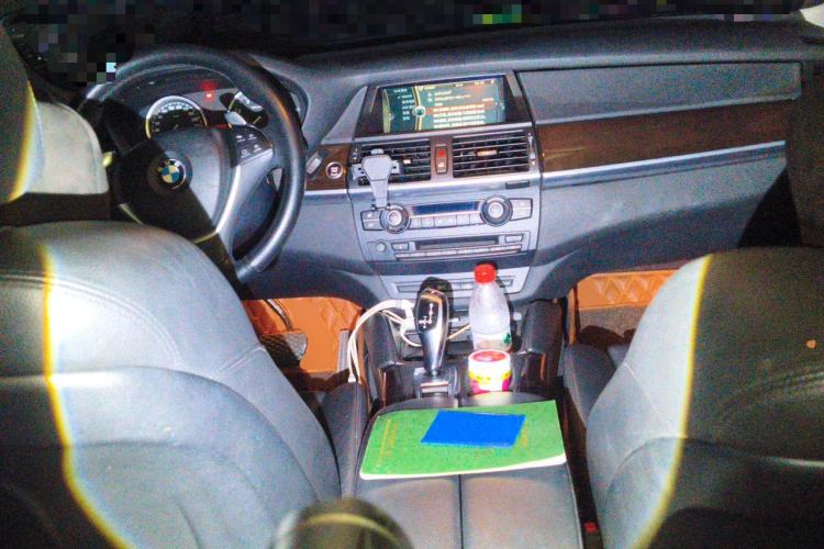 Used BMW X6 2011 xDrive35i Center Console