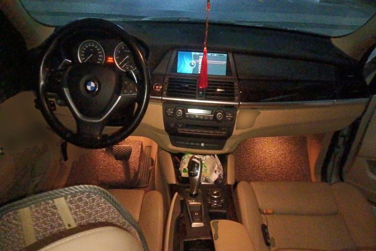 Used BMW X6 2011 xDrive35i Center Console