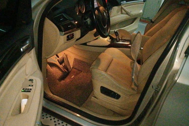 Used BMW X6 2011 xDrive35i Driver Seat