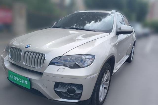 Used BMW X6 BMW X6 five-seater automatic 3.0L
