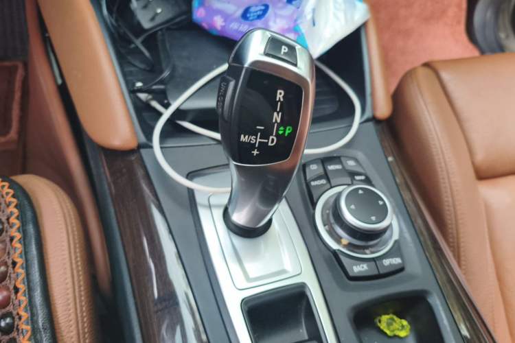 Used BMW X6  Gear Lever