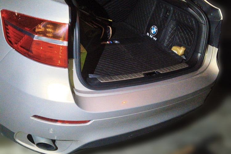 Used BMW X6 2011 xDrive35i Trunk