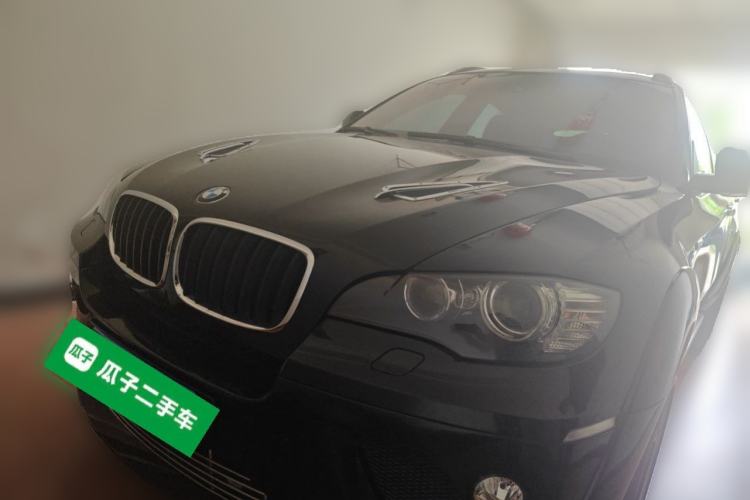 Used BMW X6  Front