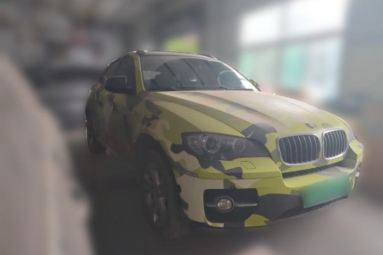 Used BMW X6 2011 xDrive35i Front Right 45 Deg