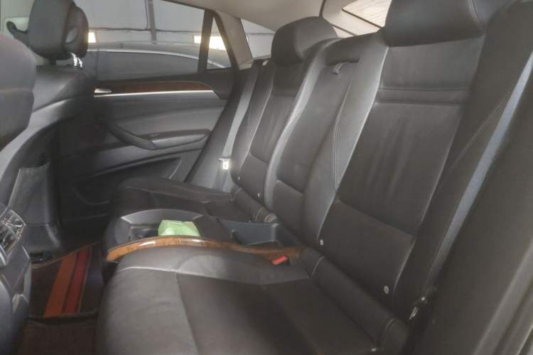Used BMW X6 2011 xDrive35i Left Rear Seat