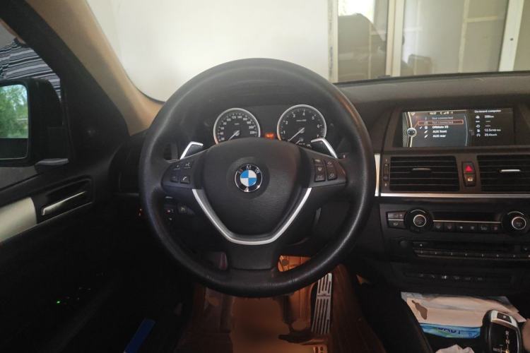 Used BMW X6  Steering Wheel