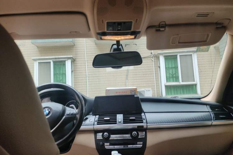 Used BMW X6 2011 xDrive35i Headliner