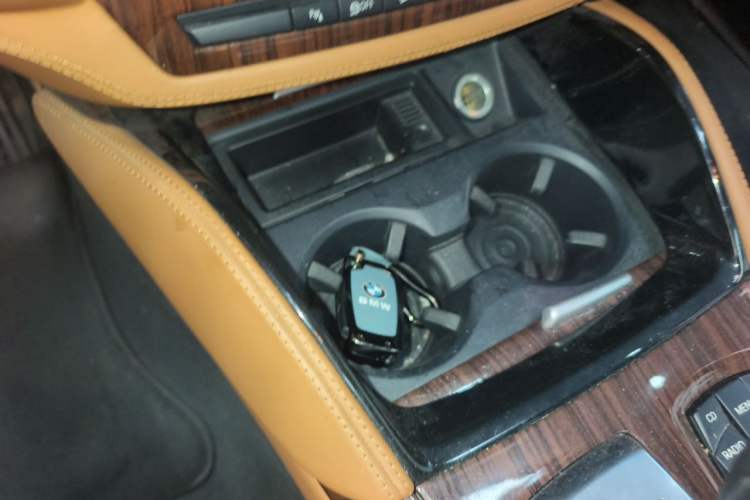 Used BMW X6 2011 xDrive35i Vehicle Key