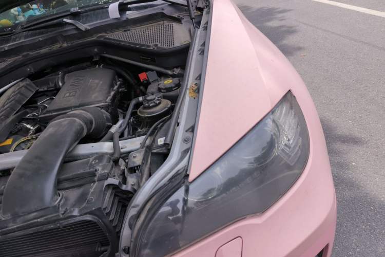 Used BMW X6 2011 xDrive35i Engine Bay Left