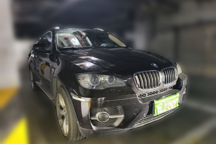 Used BMW X6 2011 xDrive35i Front Right 45 Deg