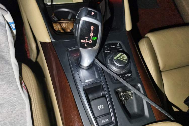 Used BMW X6 2011 xDrive35i Gear Lever