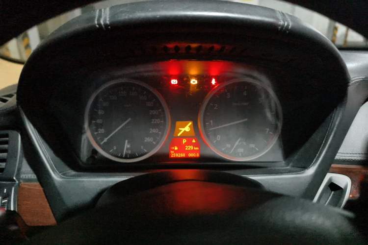 Used BMW X6 2011 xDrive35i Instrument Cluster
