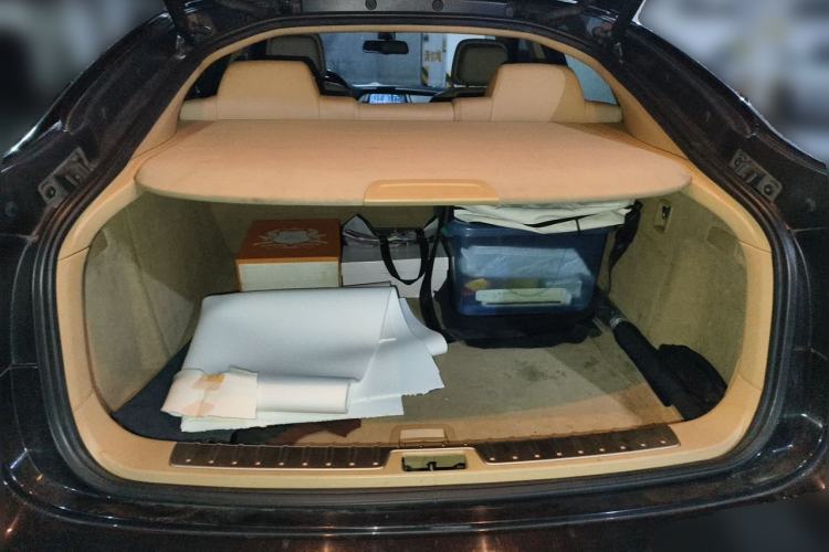 Used BMW X6 2011 xDrive35i Trunk