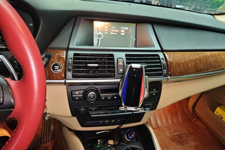 Used BMW X6 2011 xDrive35i Audio And AC Panel