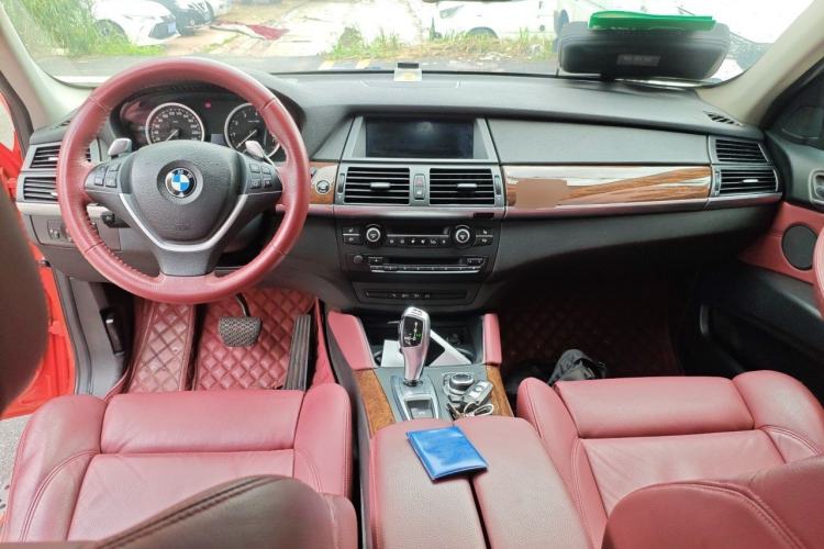 Used BMW X6 2011 xDrive35i Center Console