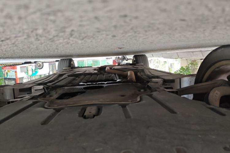 Used BMW X6 2011 xDrive35i Chassis Front
