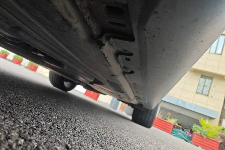 Used BMW X6 2011 xDrive35i Chassis Front Left