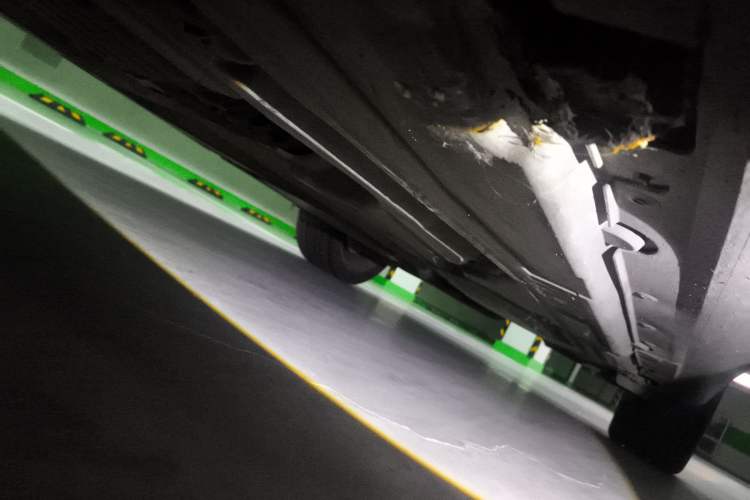 Used BMW X6 2011 xDrive35i Chassis Front Left