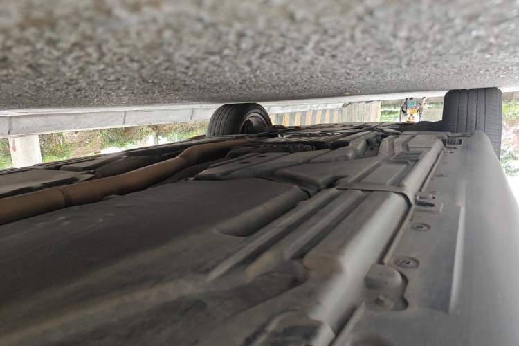 Used BMW X6 2011 xDrive35i Chassis Rear Left
