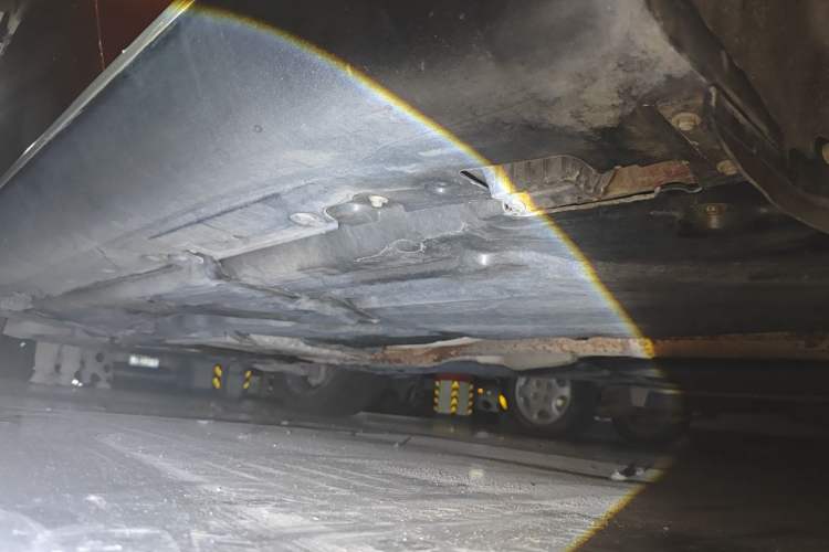 Used BMW X6 2011 xDrive35i Chassis Rear Left