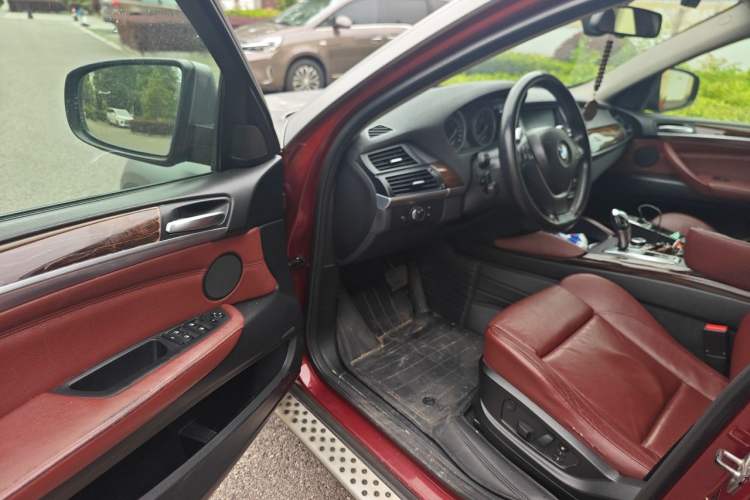 Used BMW X6 2011 xDrive35i Driver Seat