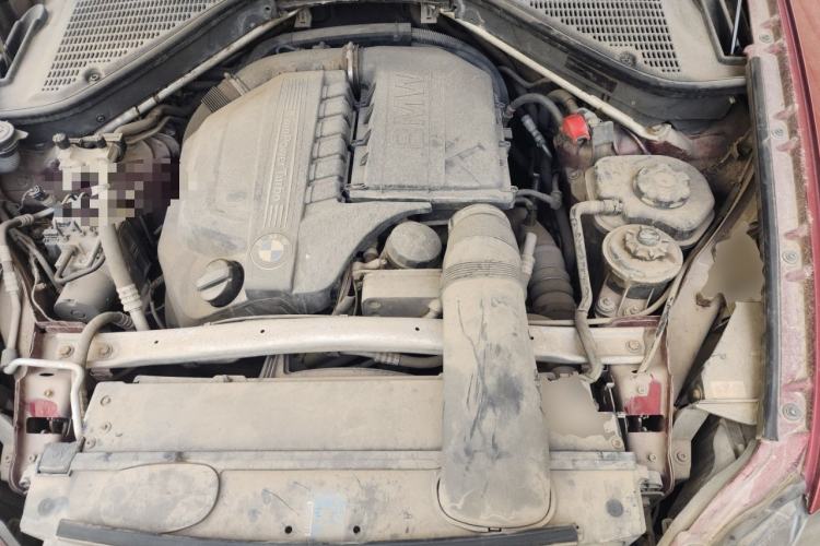 Used BMW X6 2011 xDrive35i Engine Bay