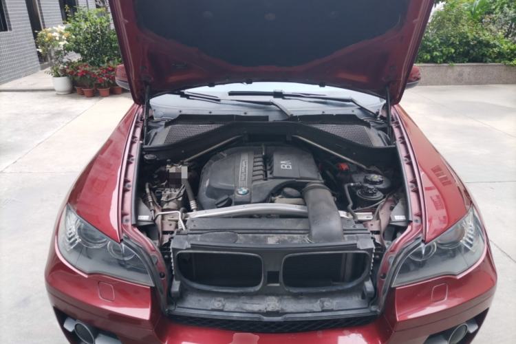 Used BMW X6 2011 xDrive35i Engine Bay
