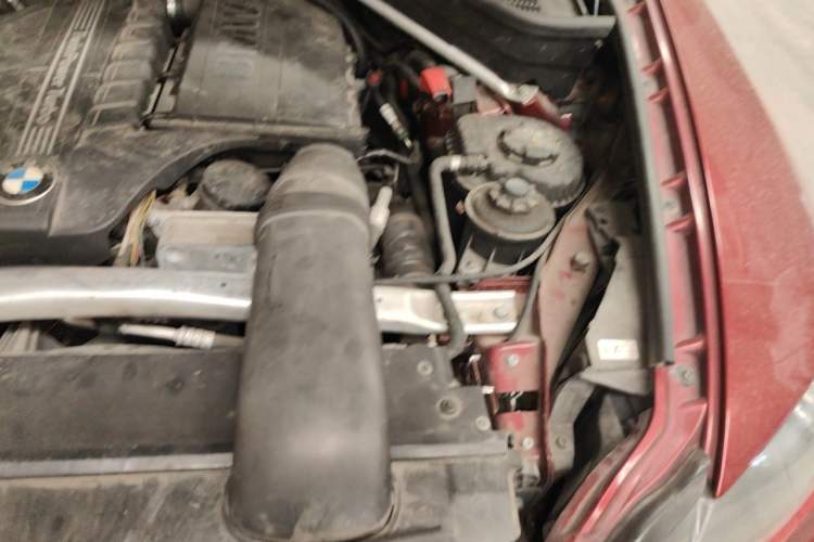 Used BMW X6 2011 xDrive35i Engine Bay Left