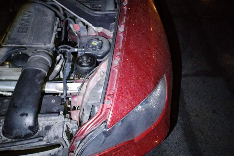 Used BMW X6 2011 xDrive35i Engine Bay Left