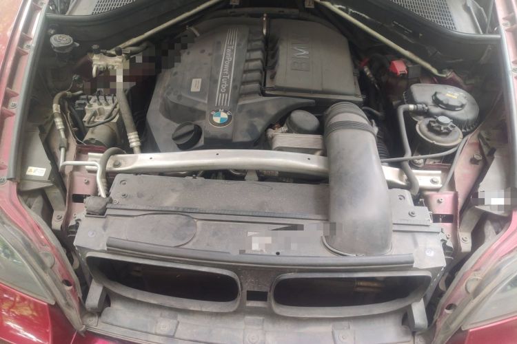 Used BMW X6 2011 xDrive35i Engine Bay