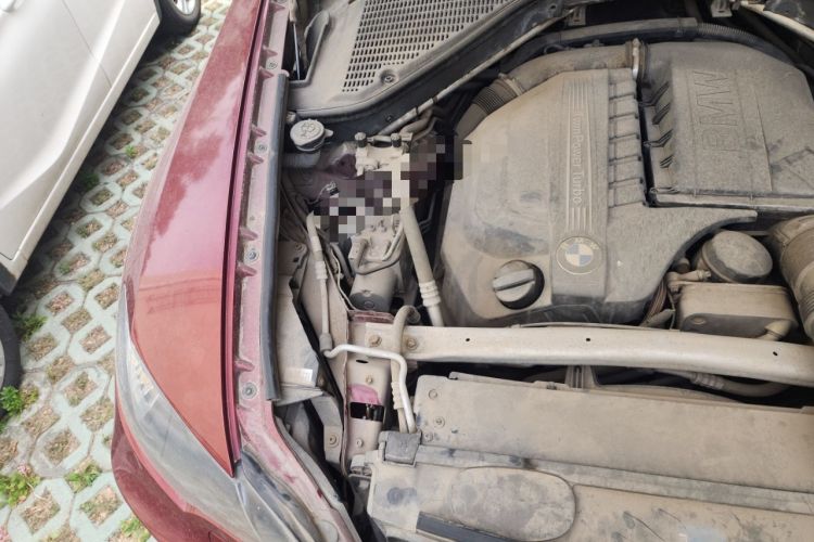 Used BMW X6 2011 xDrive35i Engine Bay Right