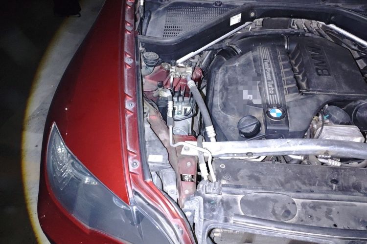 Used BMW X6 2011 xDrive35i Engine Bay Right