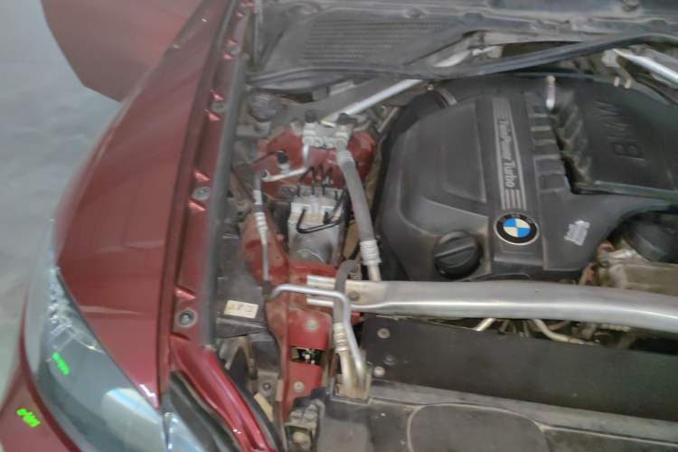 Used BMW X6 2011 xDrive50i Engine Bay Right