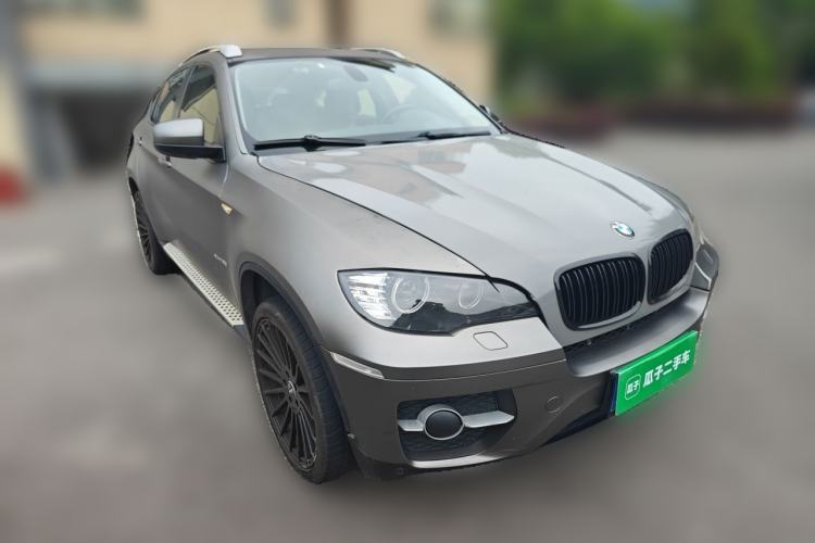 Used BMW X6 2011 xDrive35i Front Right 45 Deg