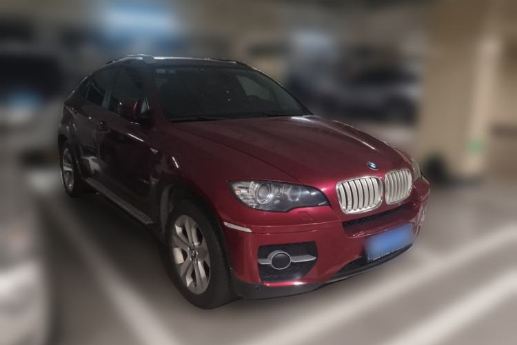 Used BMW X6 2011 xDrive35i Front Right 45 Deg