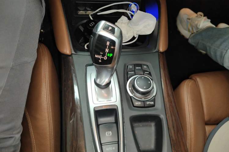 Used BMW X6 2011 xDrive35i Gear Lever