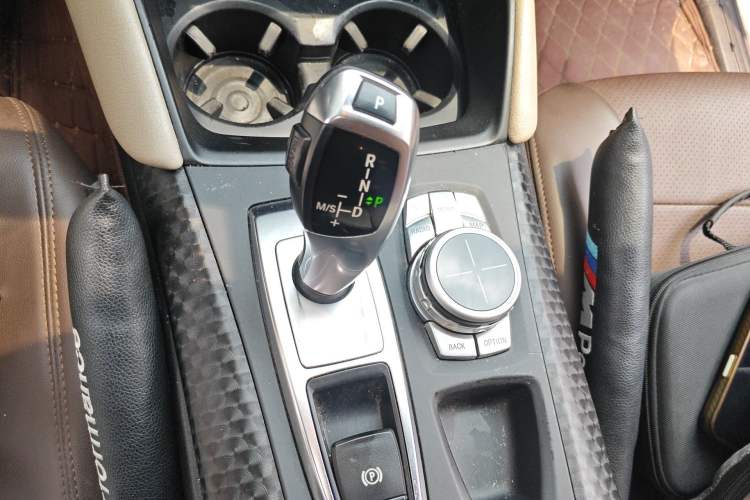 Used BMW X6 2011 xDrive35i Gear Lever