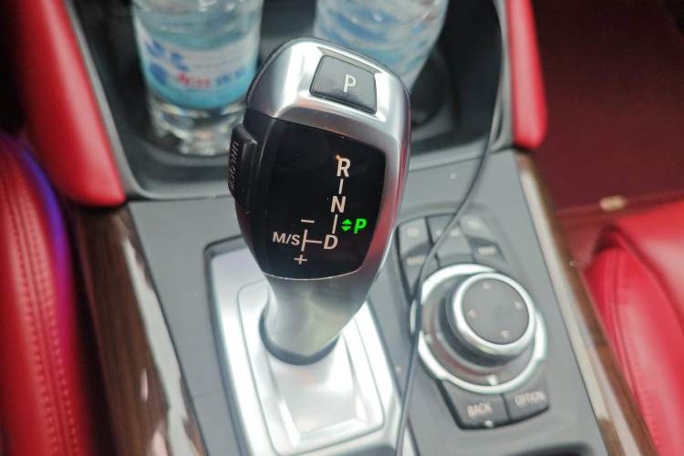 Used BMW X6 2011 xDrive35i Gear Lever