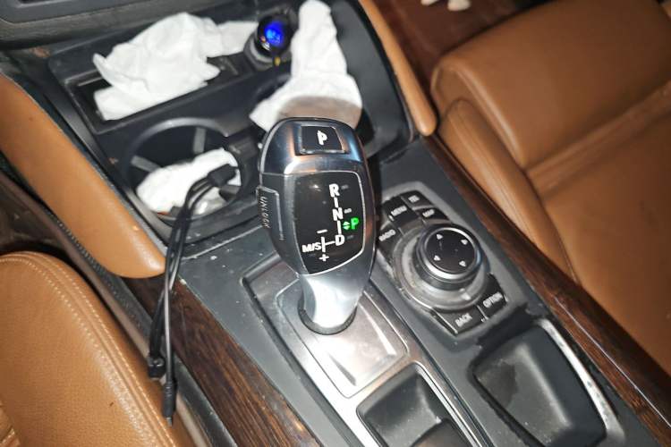 Used BMW X6 2011 xDrive35i Gear Lever