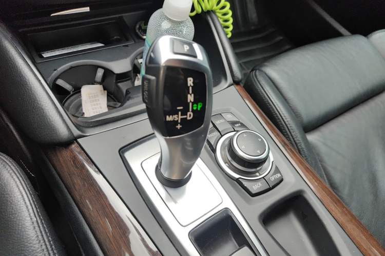 Used BMW X6 2011 xDrive35i Gear Lever